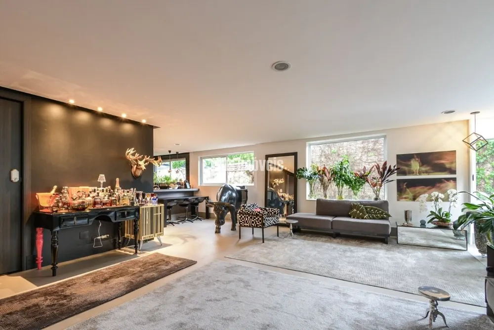 Apartamento, 1 quarto, 178 m² - Foto 1