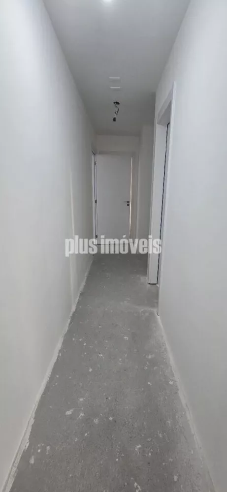 Apartamento à venda com 3 quartos, 157m² - Foto 8