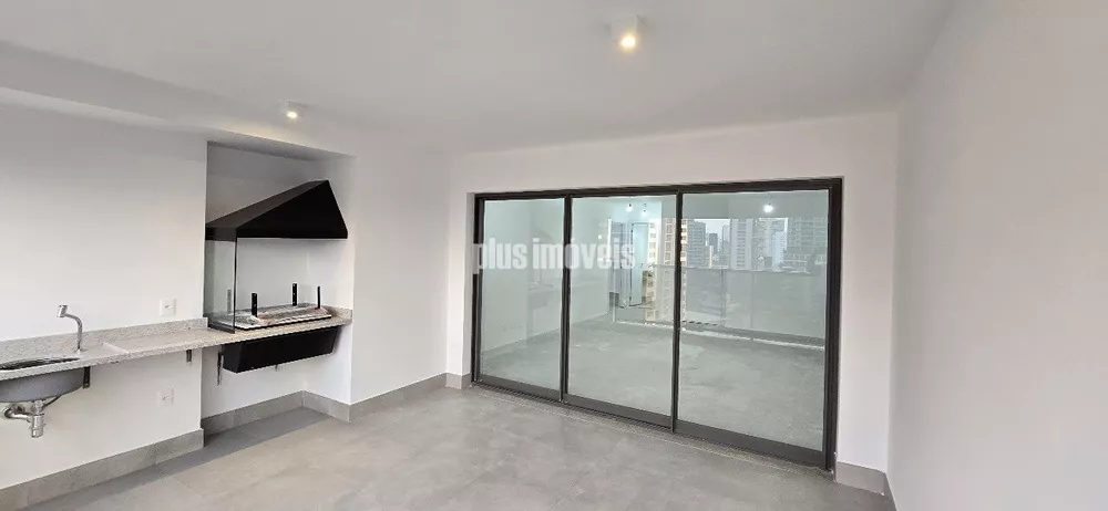 Apartamento à venda com 3 quartos, 157m² - Foto 2