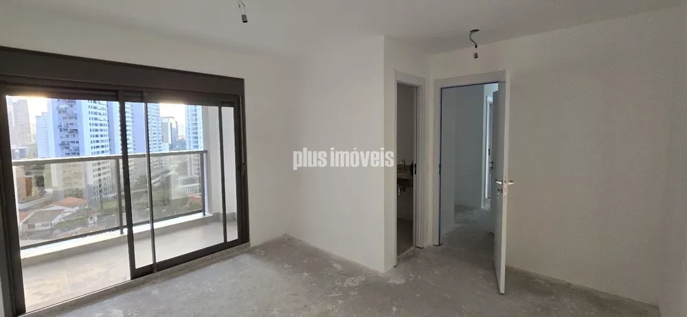 Apartamento à venda com 3 quartos, 157m² - Foto 4