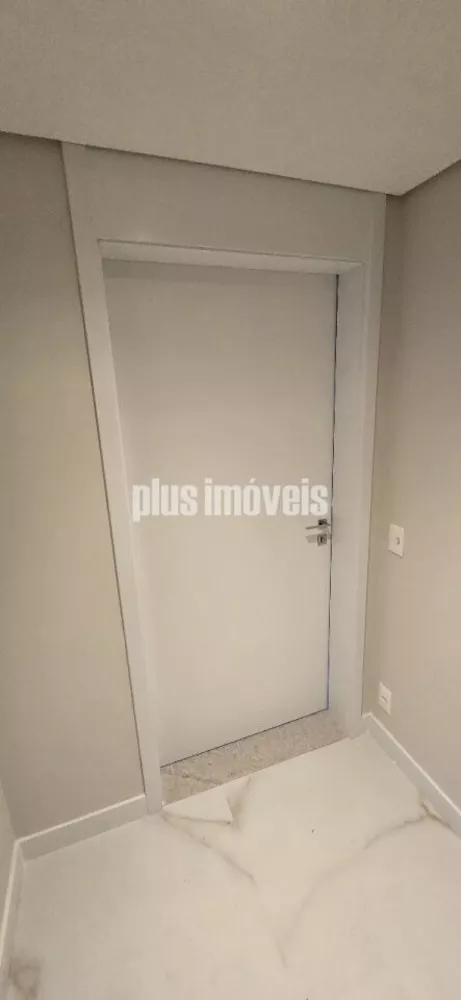 Apartamento à venda com 3 quartos, 157m² - Foto 7