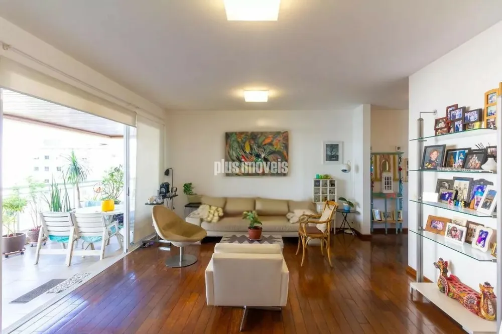 Apartamento, 4 quartos, 220 m² - Foto 1