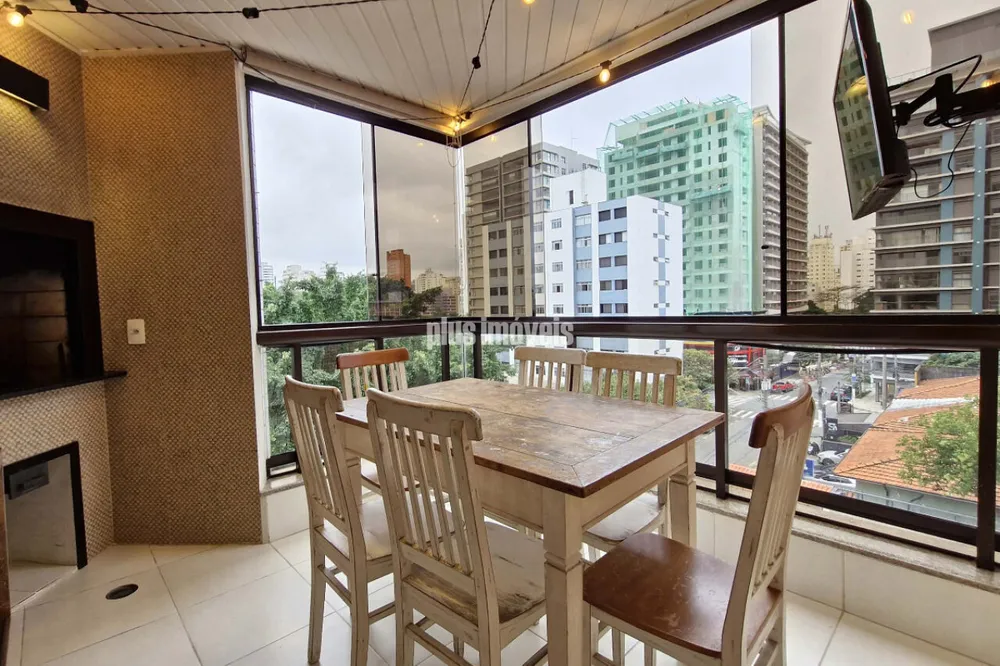 Apartamento, 4 quartos, 240 m² - Foto 1