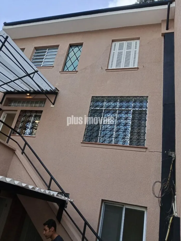 Casa, 4 quartos, 245 m² - Foto 2