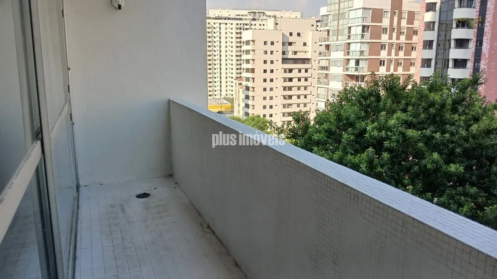 Apartamento, 3 quartos, 182 m² - Foto 2