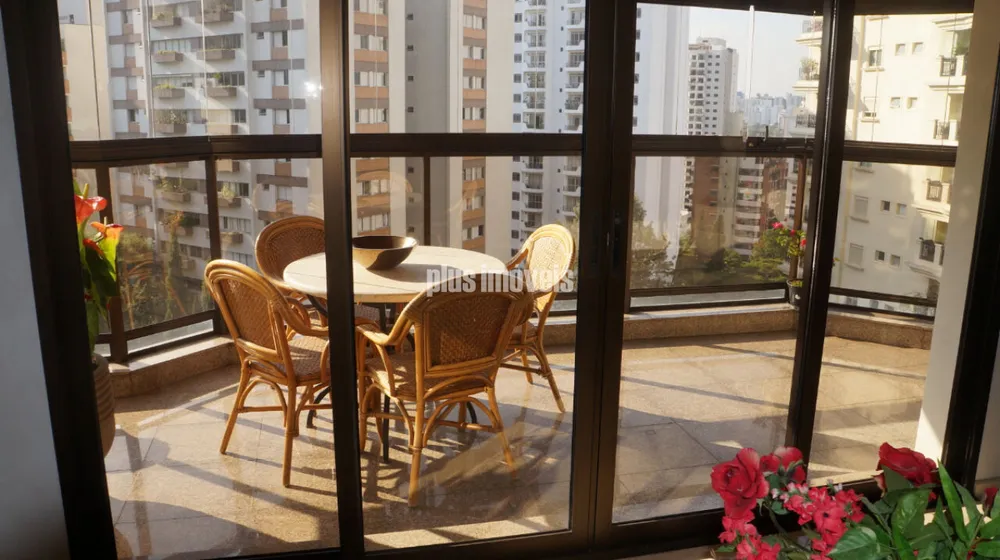 Apartamento, 3 quartos, 277 m² - Foto 1