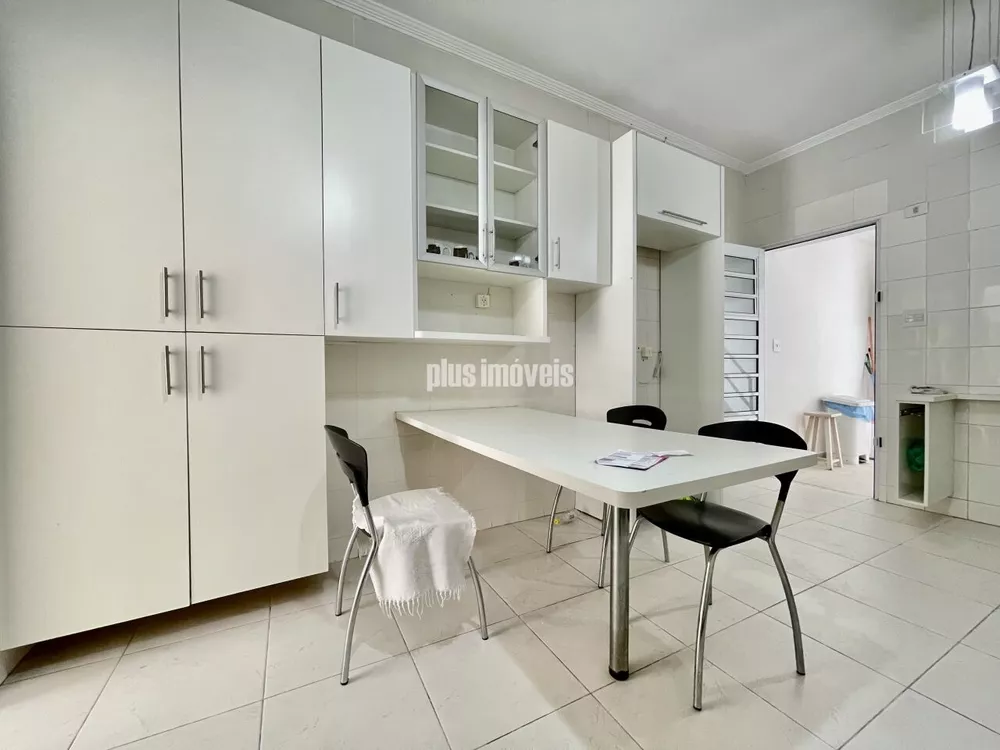 Casa à venda com 4 quartos, 180m² - Foto 8