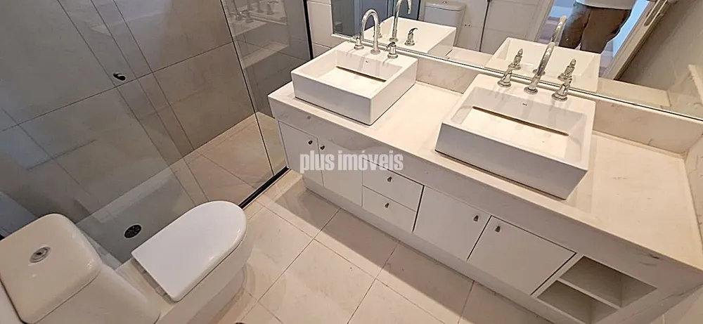 Apartamento, 3 quartos, 161 m² - Foto 1