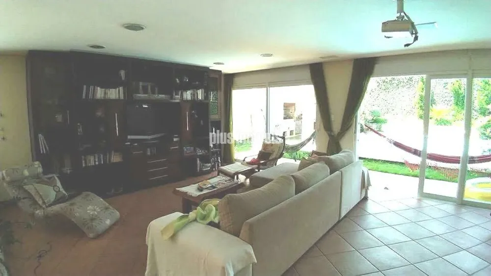 Casa, 4 quartos, 200 m² - Foto 2