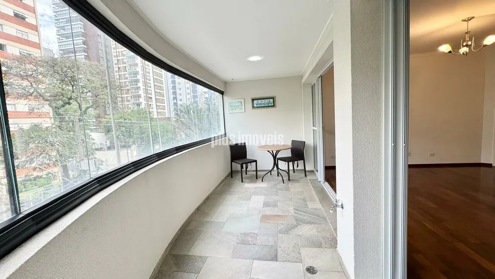 Apartamento, 3 quartos, 140 m² - Foto 2