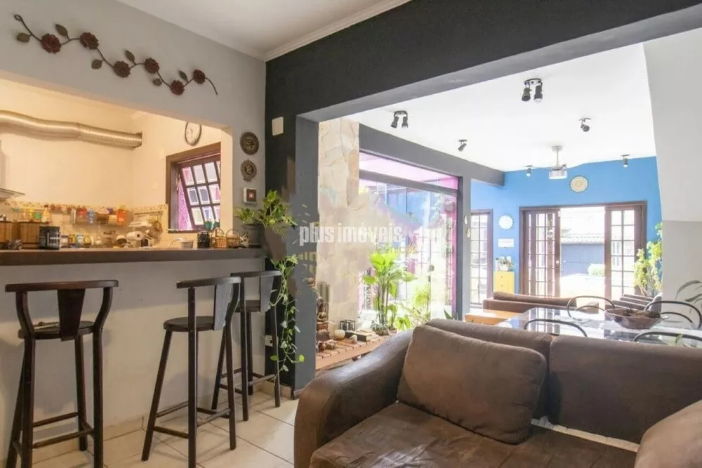 Casa à venda com 3 quartos, 127m² - Foto 8