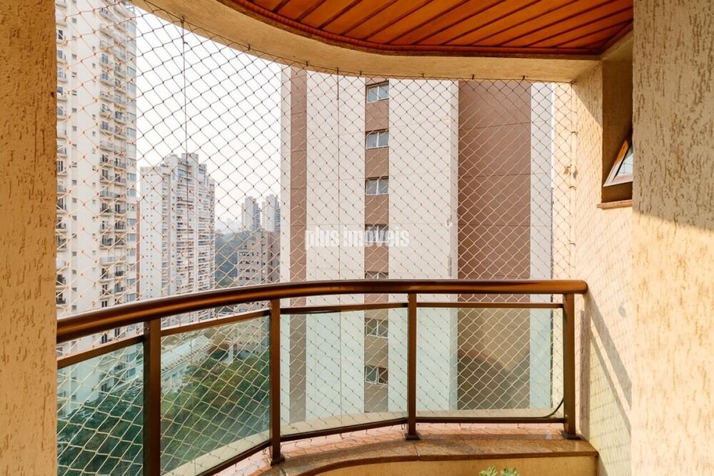 Apartamento, 4 quartos, 226 m² - Foto 1
