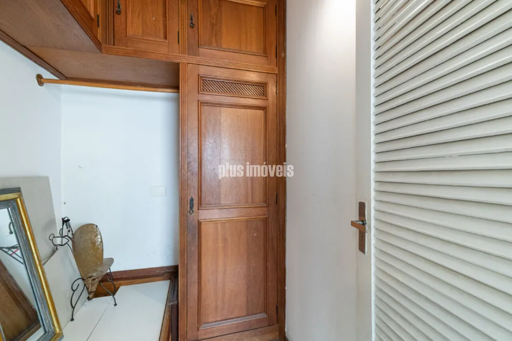 Apartamento, 3 quartos, 240 m² - Foto 2