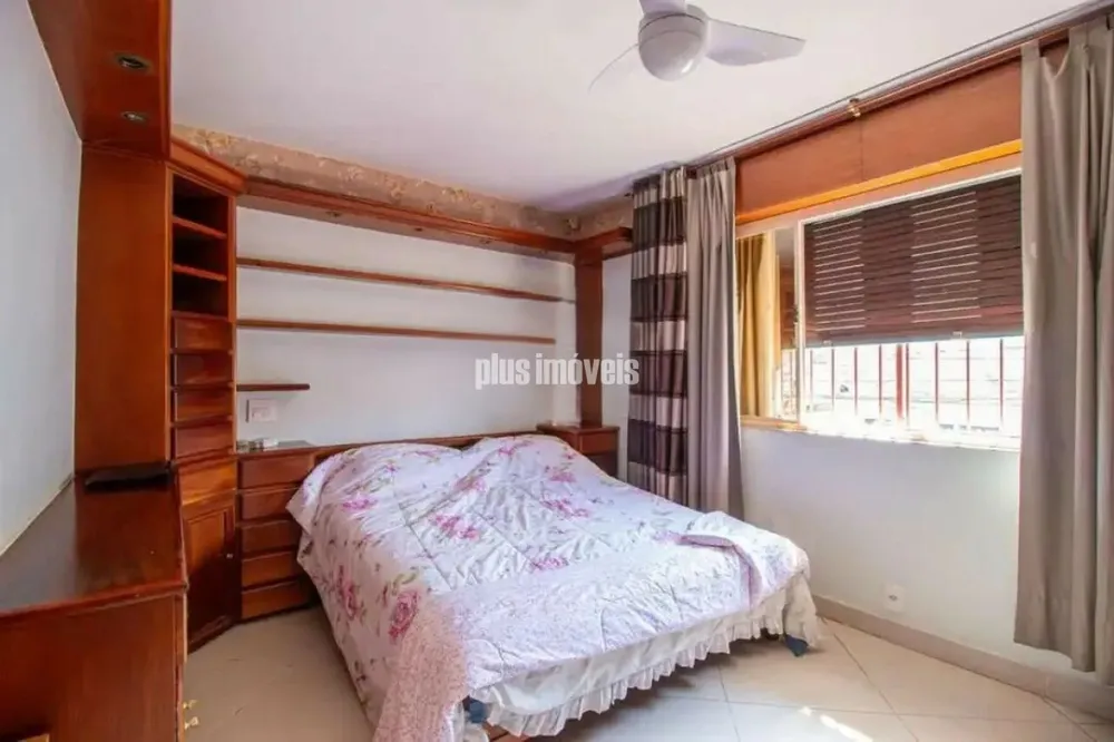 Casa, 6 quartos, 200 m² - Foto 1