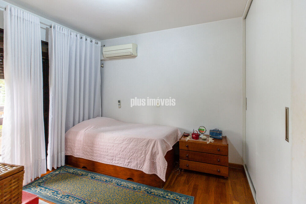Apartamento à venda com 4 quartos, 214m² - Foto 6
