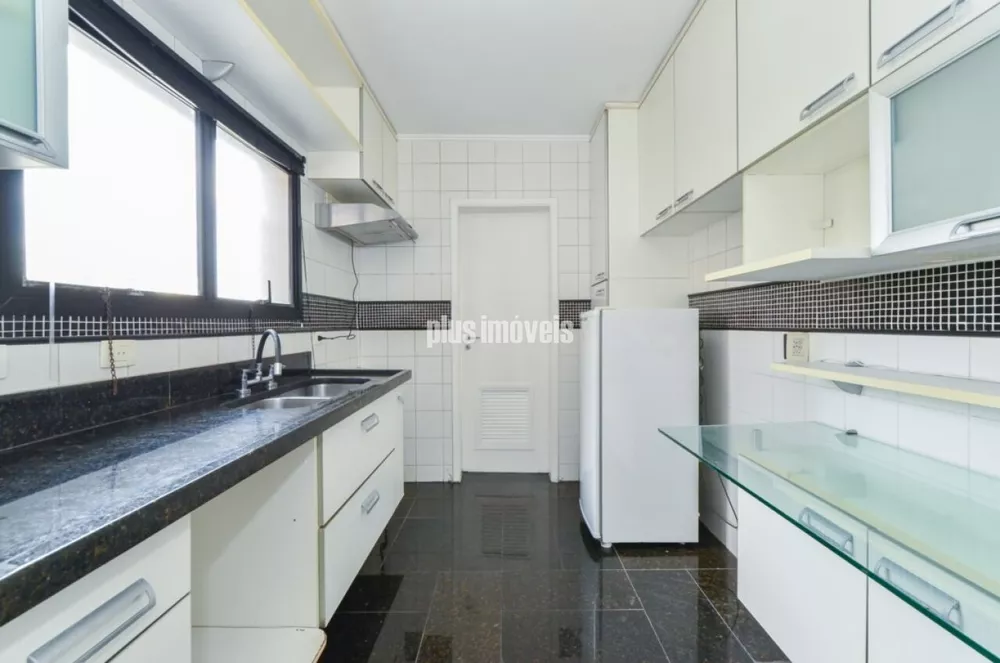 Apartamento à venda com 3 quartos, 109m² - Foto 1