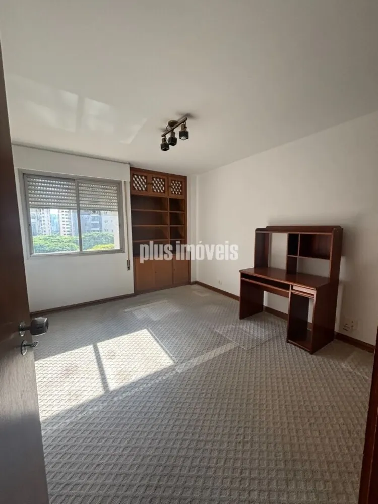Apartamento, 3 quartos, 205 m² - Foto 2