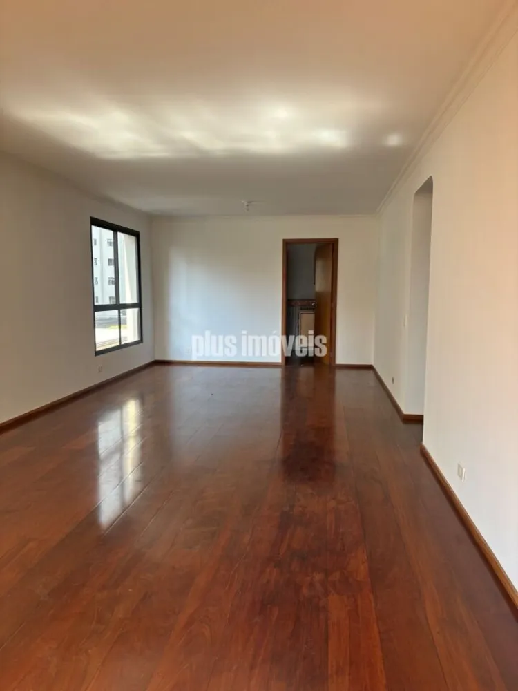 Apartamento, 3 quartos, 205 m² - Foto 1