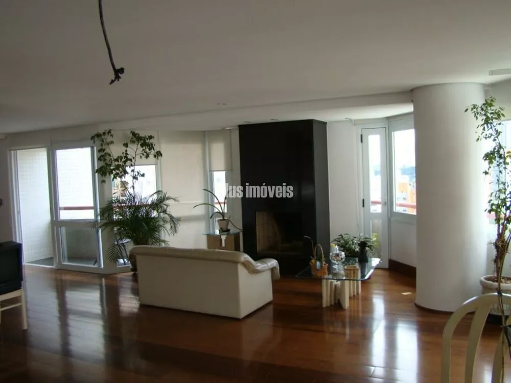 Apartamento à venda e aluguel com 3 quartos, 224m² - Foto 2