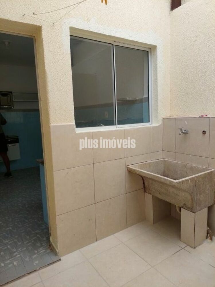Casa à venda com 2 quartos, 92m² - Foto 14