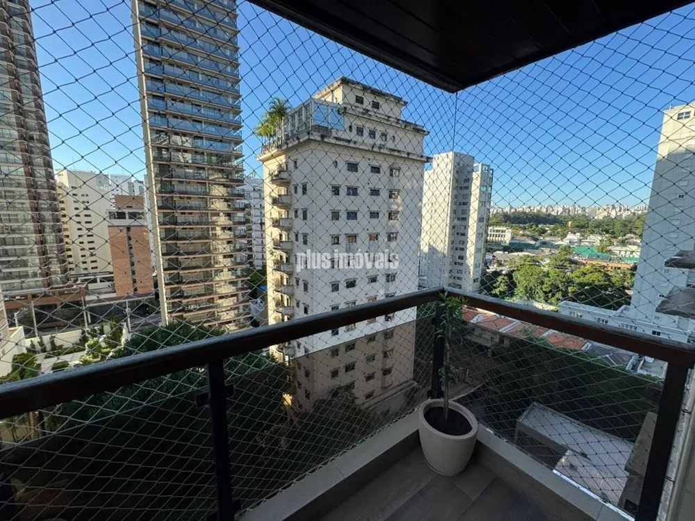 Apartamento, 3 quartos, 211 m² - Foto 1