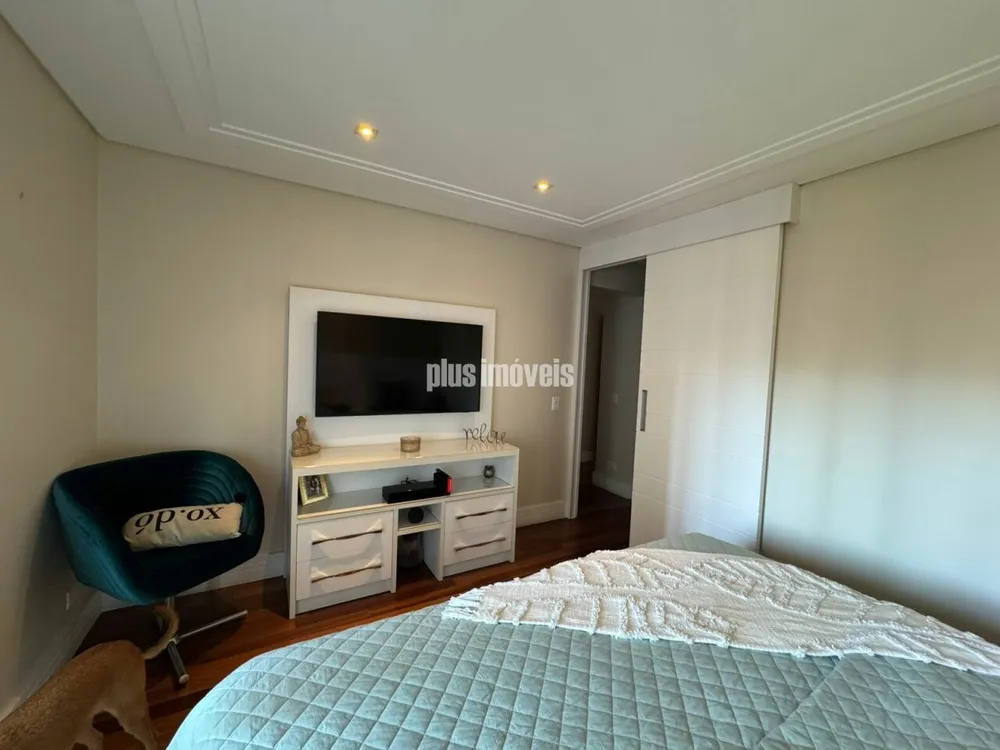 Apartamento, 3 quartos, 211 m² - Foto 2