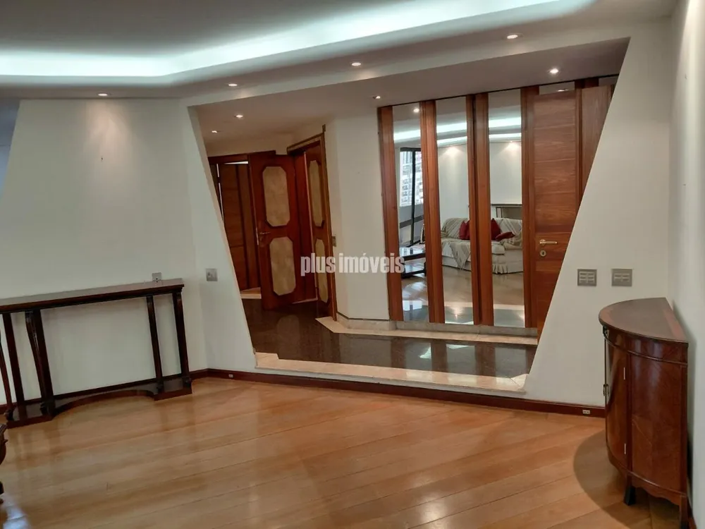 Apartamento, 3 quartos, 260 m² - Foto 2