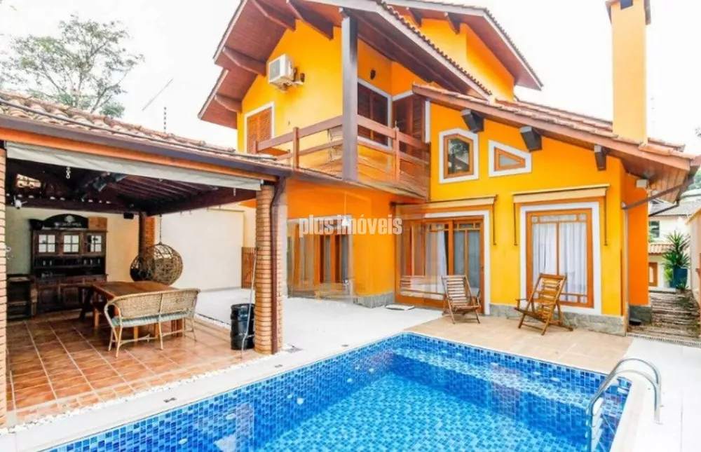 Casa de Vila à venda com 3 quartos, 300m² - Foto 4