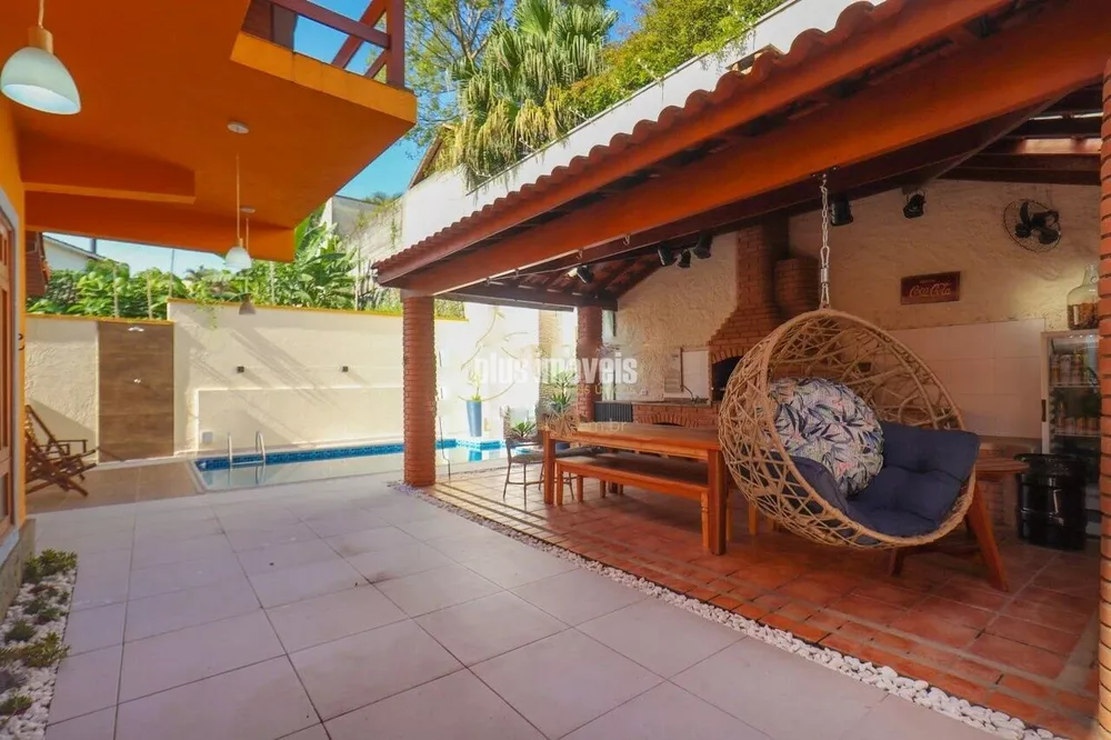 Casa de Vila à venda com 3 quartos, 300m² - Foto 5