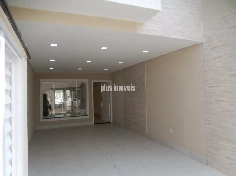 Casa à venda com 4 quartos, 200m² - Foto 1