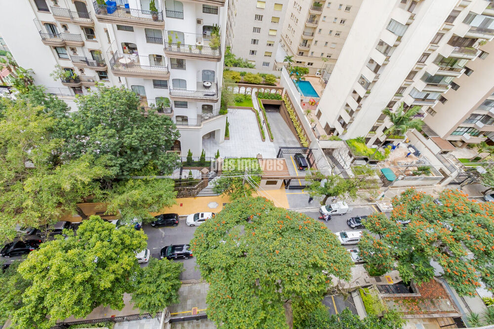 Apartamento à venda com 3 quartos, 140m² - Foto 16