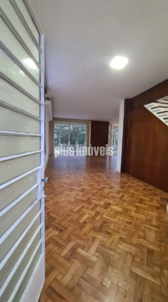 Casa à venda com 4 quartos, 330m² - Foto 4