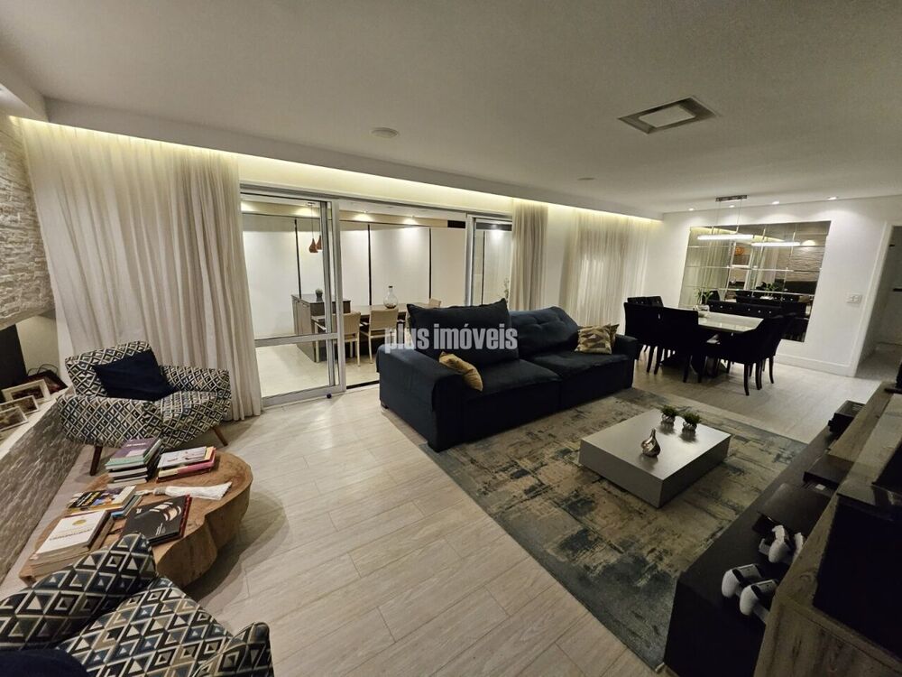 Apartamento, 3 quartos, 160 m² - Foto 1