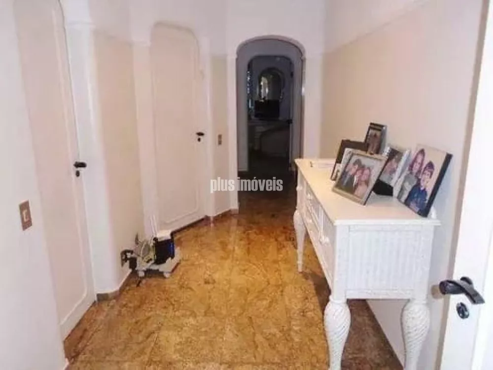 Apartamento à venda com 5 quartos, 350m² - Foto 4