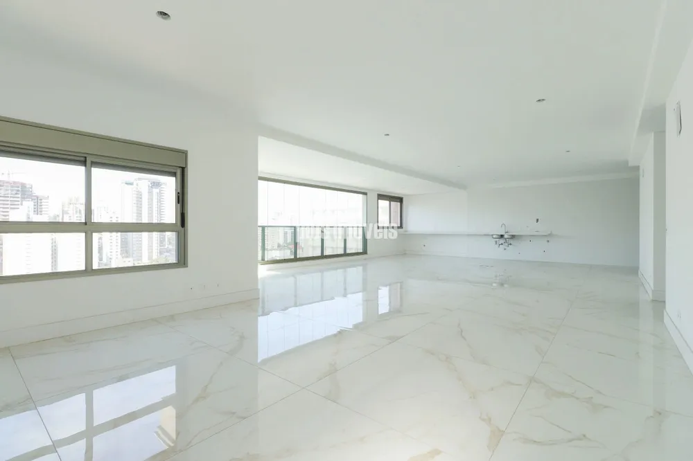 Apartamento, 3 quartos, 222 m² - Foto 1