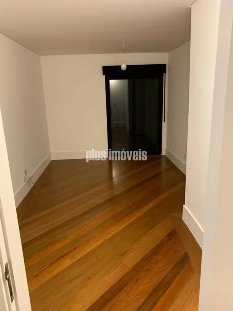 Apartamento à venda com 4 quartos, 212m² - Foto 3