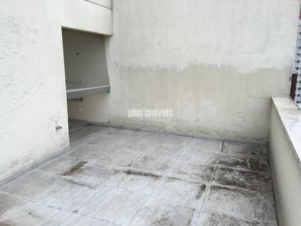 Apartamento à venda com 1 quarto, 70m² - Foto 2