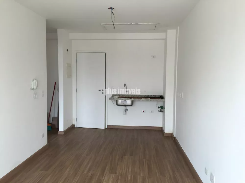 Apartamento à venda com 1 quarto, 70m² - Foto 4