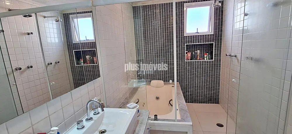 Apartamento, 3 quartos, 197 m² - Foto 2
