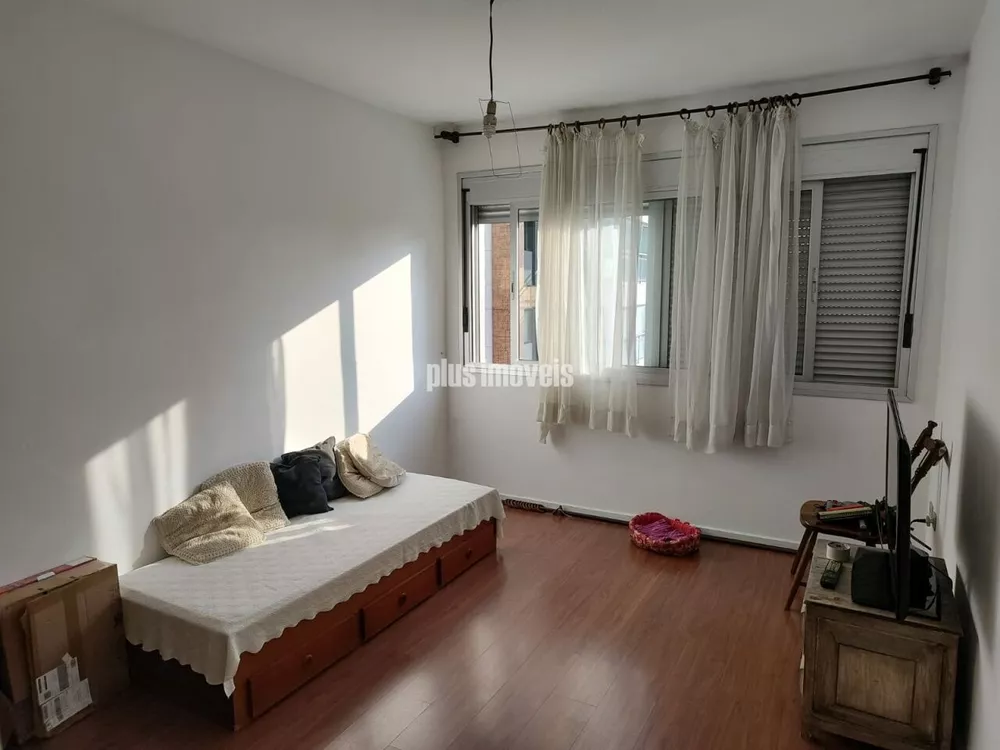 Apartamento à venda com 3 quartos, 136m² - Foto 3