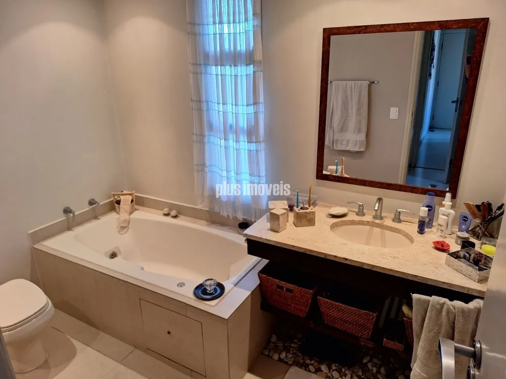 Apartamento, 3 quartos, 140 m² - Foto 2