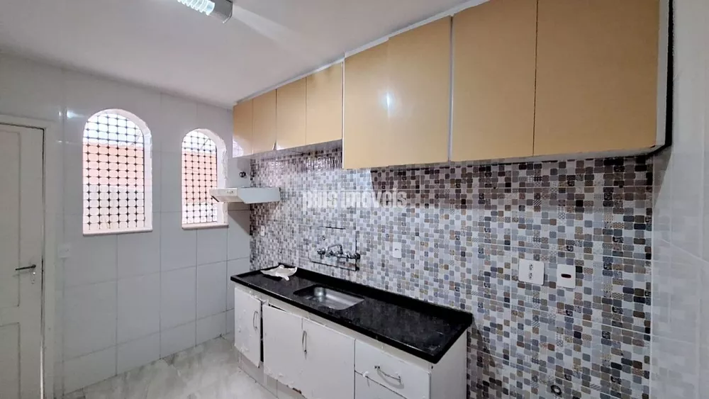 Casa à venda com 4 quartos, 306m² - Foto 8