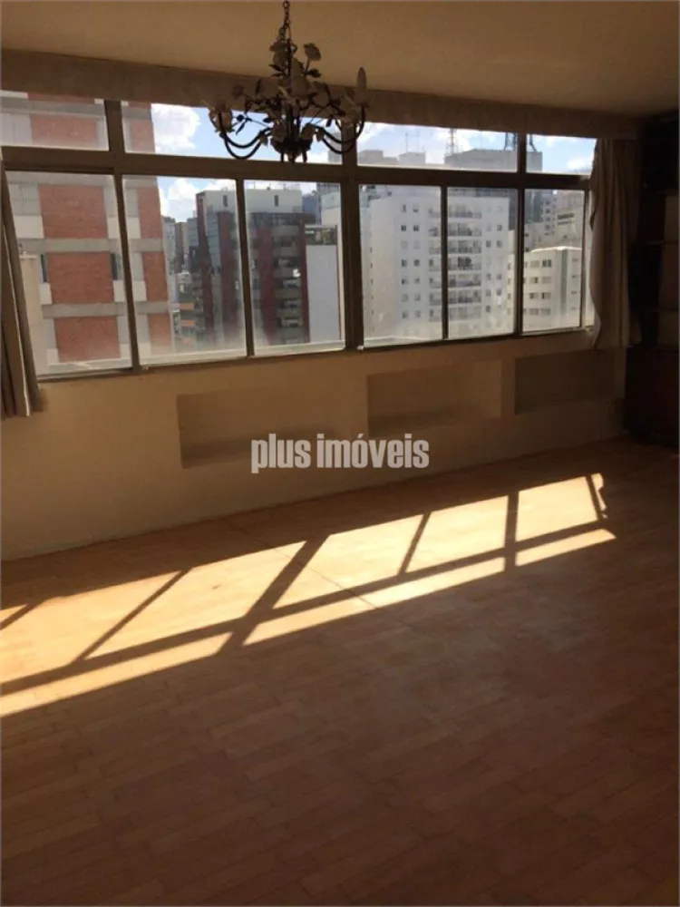 Apartamento à venda com 3 quartos, 132m² - Foto 1