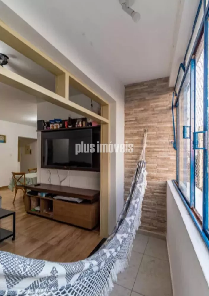 Apartamento à venda com 2 quartos, 78m² - Foto 2