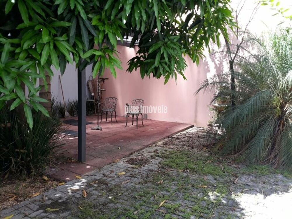 Depósito-Galpão, 850 m² - Foto 1