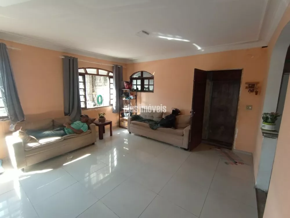 Casa à venda com 4 quartos, 150m² - Foto 3