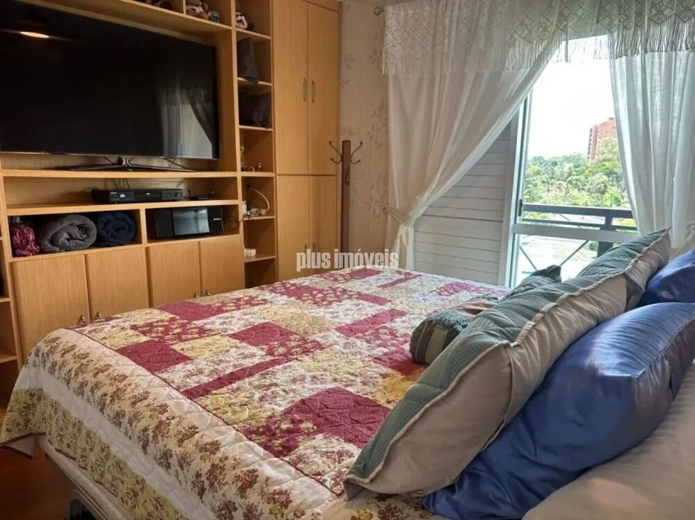 Apartamento à venda com 4 quartos, 168m² - Foto 13