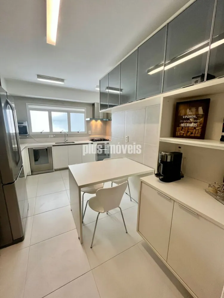 Apartamento, 3 quartos, 170 m² - Foto 4