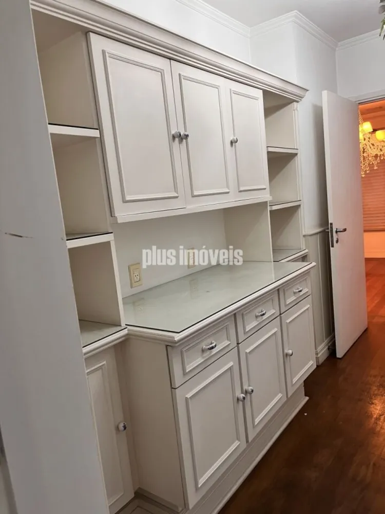 Apartamento, 3 quartos, 243 m² - Foto 2