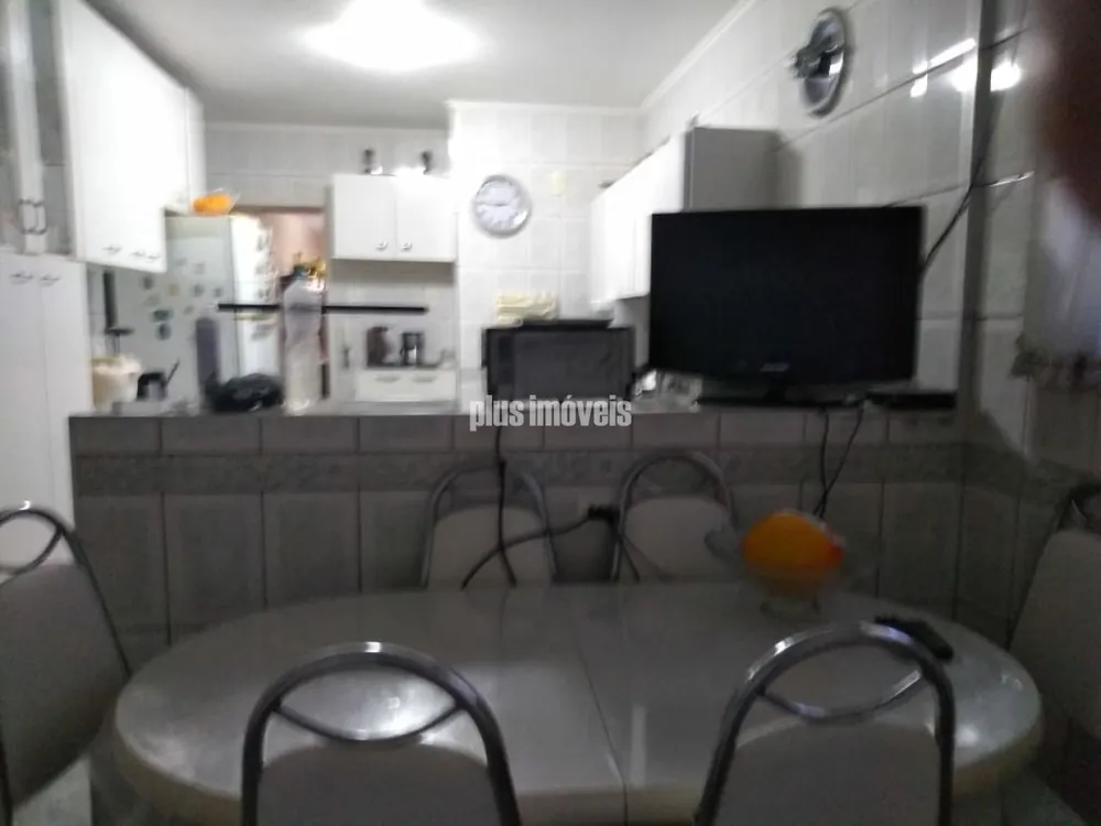 Casa, 4 quartos, 180 m² - Foto 1